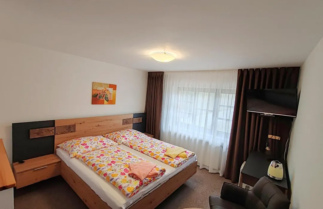 Pension Trojska-1
