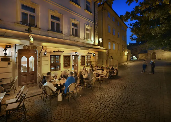 Hotel At The Golden Scissors Praag